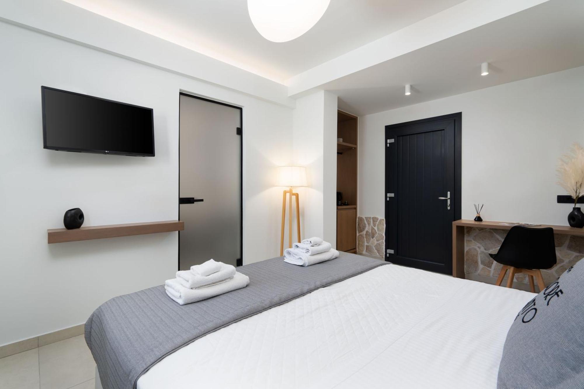 ثيرا Cuore Santo Suites الغرفة الصورة