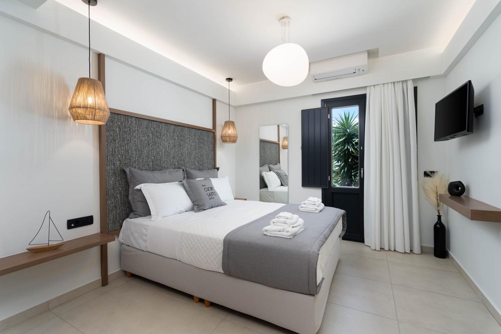 ثيرا Cuore Santo Suites الغرفة الصورة