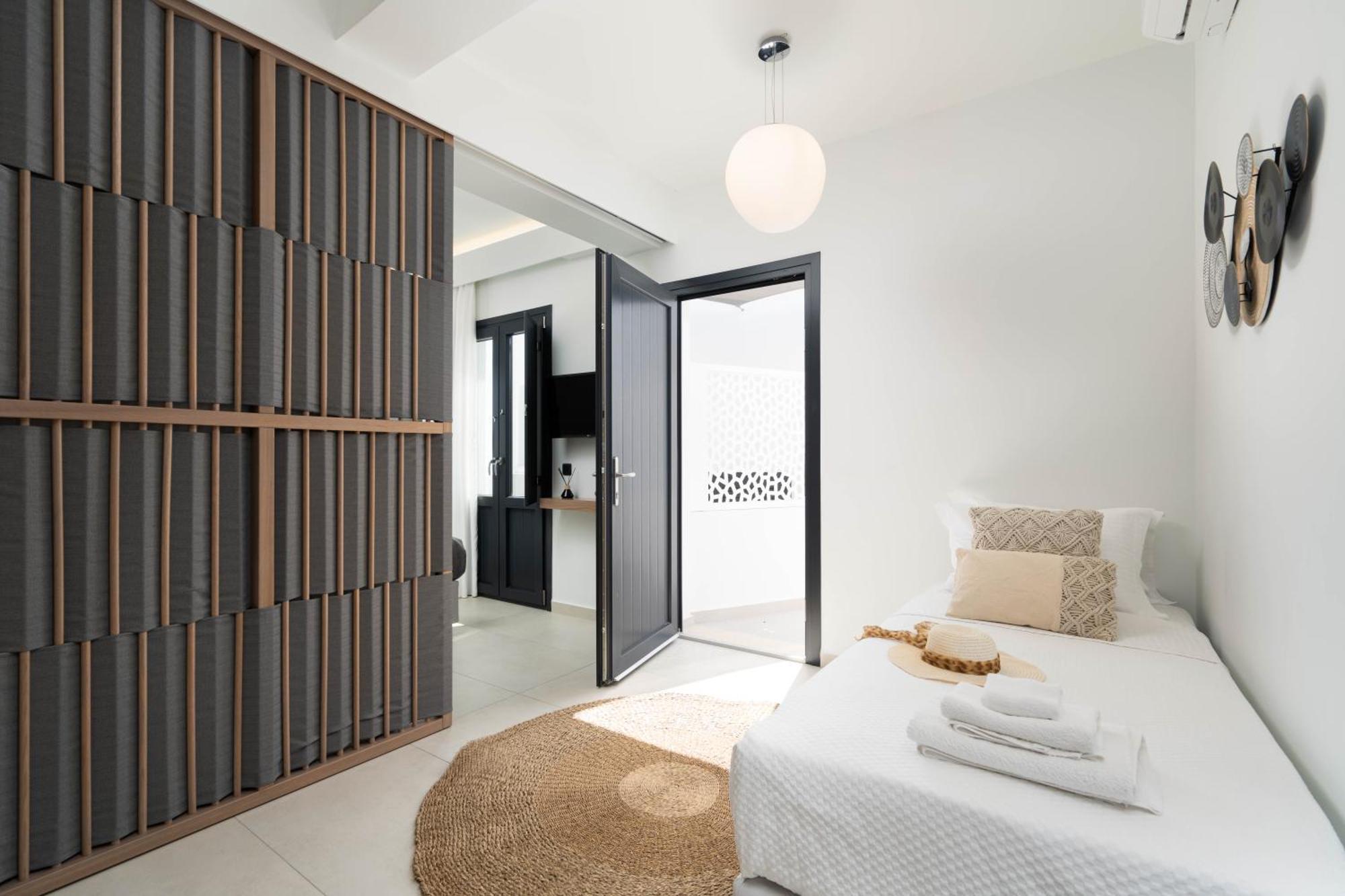 ثيرا Cuore Santo Suites الغرفة الصورة