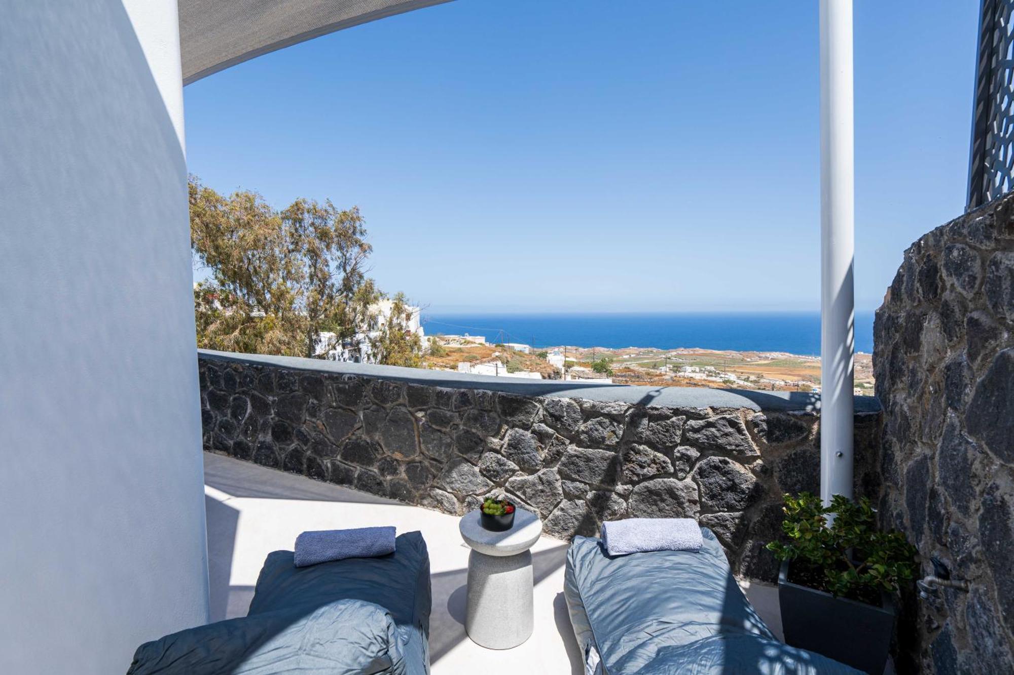 ثيرا Cuore Santo Suites المظهر الخارجي الصورة